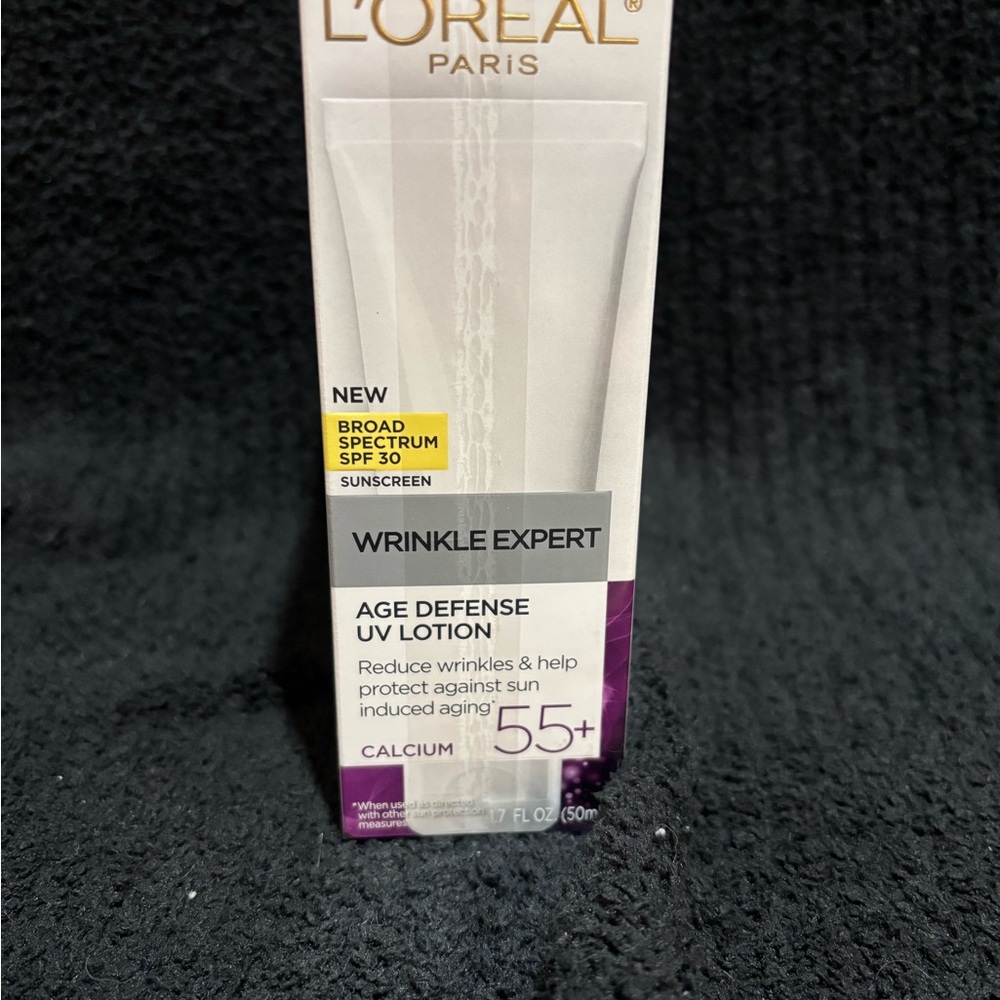 L'Oreal Age Defense UV Lotion SPF 30 — White & Purple